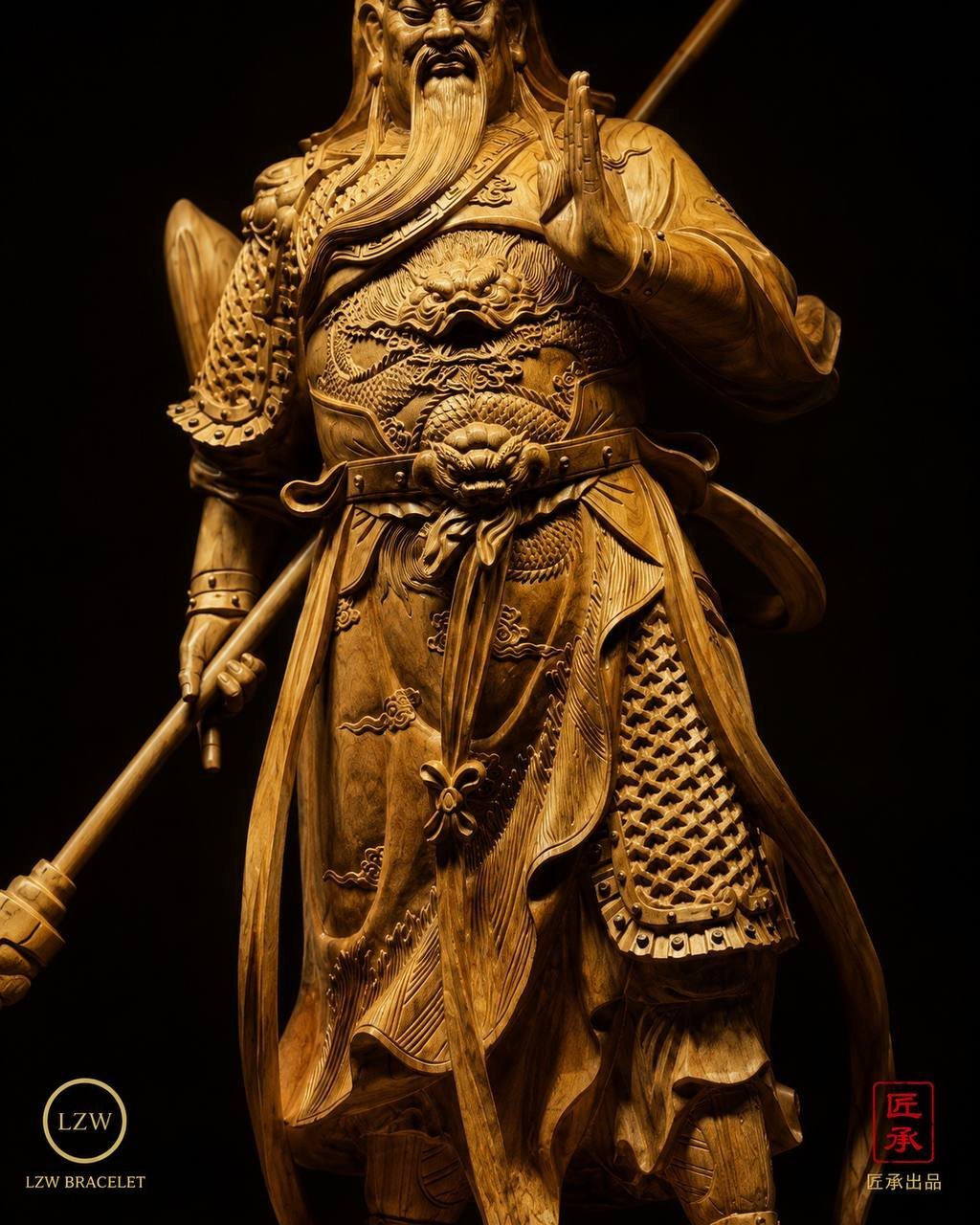 Guan Yu robe and carved warrior details